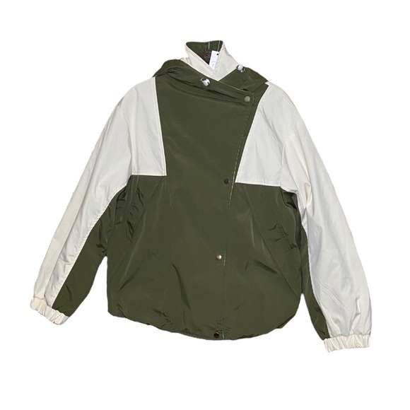 Tribal Other - 5/$25 NWT Colorblock Two Tone Hooded Jacket Olive Green White Windbreaker Large